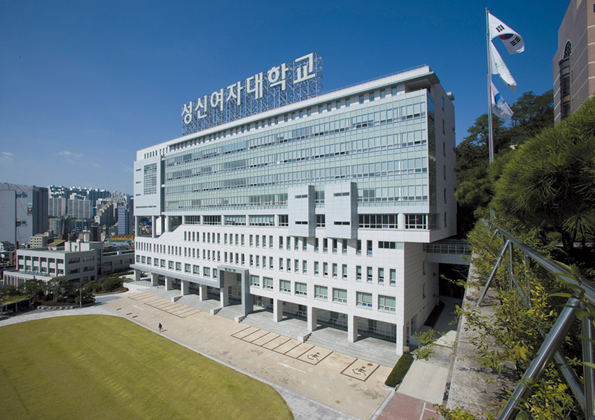 学習・交流・生活サポートがひとつになった、魅力たっぷりの夏限定プログラムです！